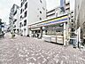 周辺：ミニストップ覚王山駅前店 700m
