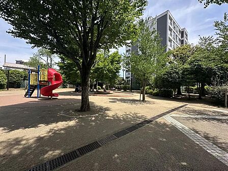 泉こぶし公園まで約460m　徒歩6分