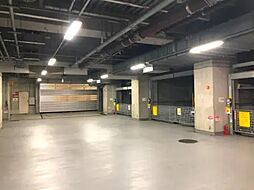 駐車場　地下１階