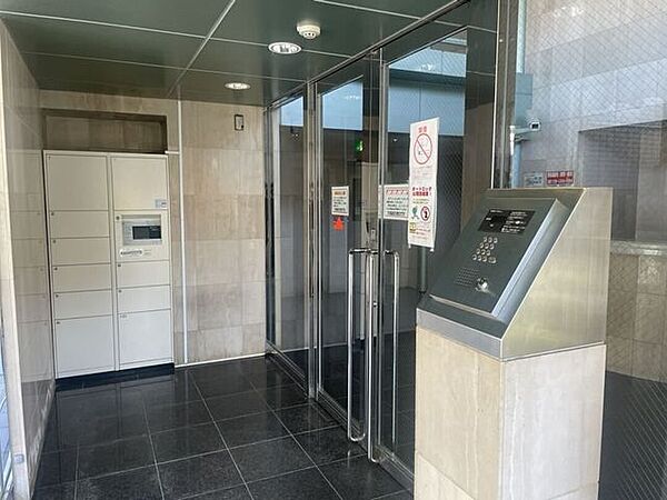 エントランスを拡大表示