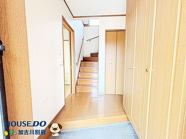 玄関を拡大表示