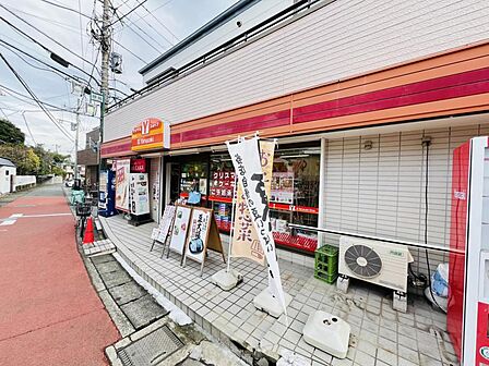 ヤマザキショップ（Yショップ）丸善店まで約1230m（徒歩16分）