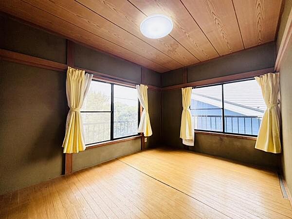 寝室