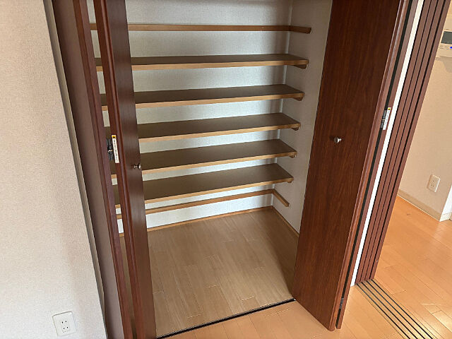 収納