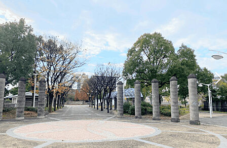 公園「浪速公園まで1027m」