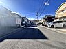 その他：幅員約6ｍある広々とした前面道路になります！