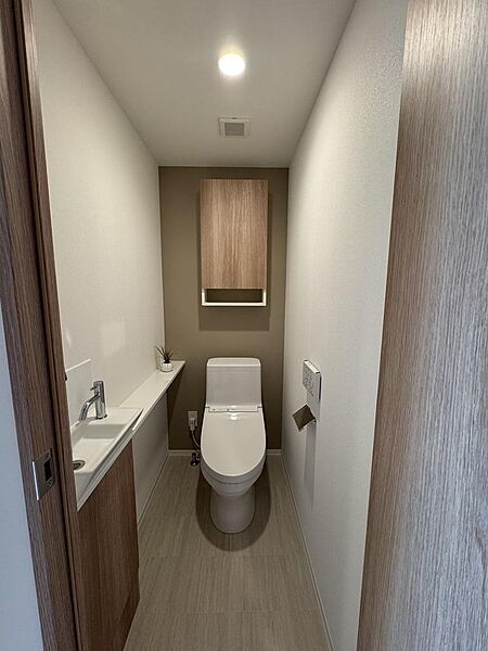 トイレを拡大表示