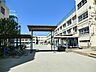 周辺：世田谷区立用賀小学校　320ｍ