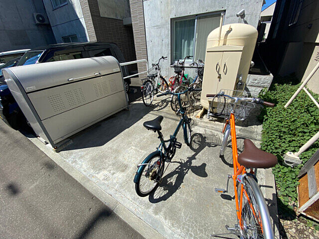 その他