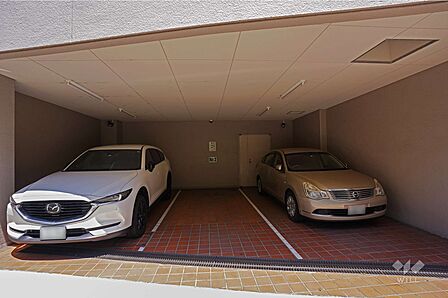 敷地内駐車場(屋内平面式)