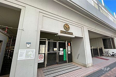 赤坂小学校[公立]の外観