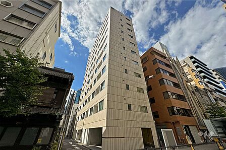 グリーンパーク千代田淡路町の外観(南東側から)