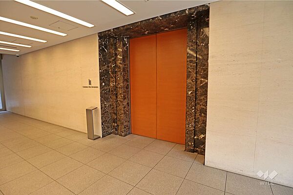 エントランスを拡大表示