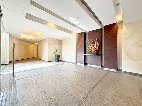 エントランスを拡大表示