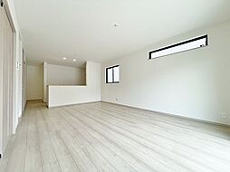 2階建てゆとりの間取り カースペース2台