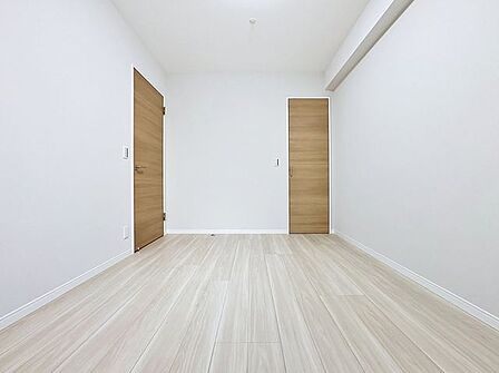 「6帖の居室」お子様の成長に合わせて机やベットを自由にレイアウトできるようにと、小さな自立心を育むお部屋作りを見越してご覧下さい。