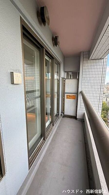 東南向きのL字型バルコニーなので、日当たり良好♪