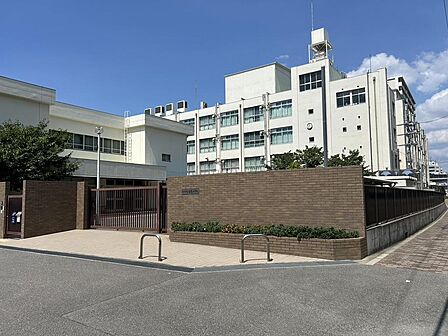 大阪市立宮原中学校/徒歩6分