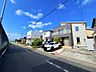 外観：前道も広く駐車楽々♪