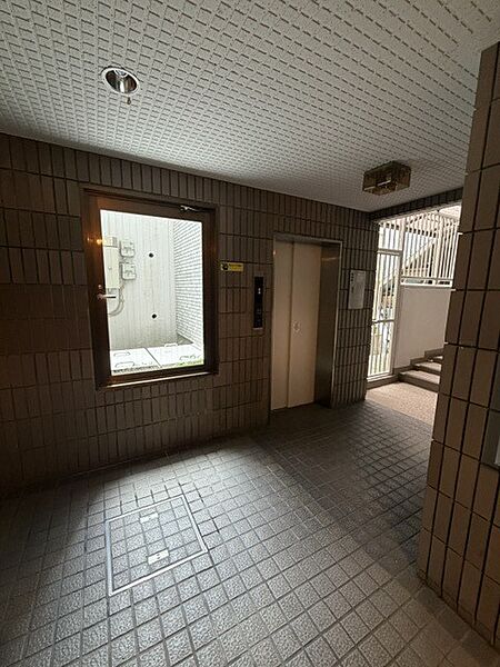 エントランスを拡大表示