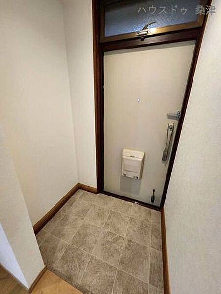 玄関を拡大表示