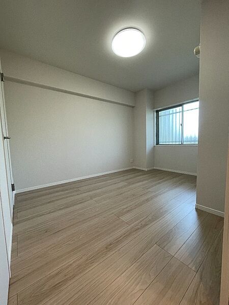 洋室を拡大表示
