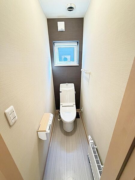 トイレを拡大表示