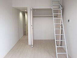 レジェンド・デザイナーズアパート 2階1Kのリビング/ダイニング