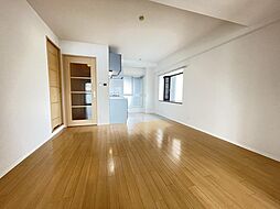 レジデンスシンコー 3階2LDKのリビング/ダイニング