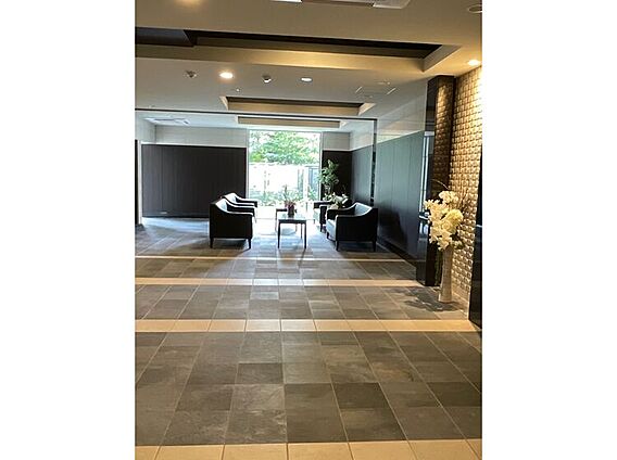 高級感のあるエ...