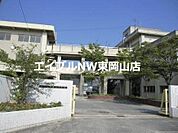 岡山市立操山中学校 572m