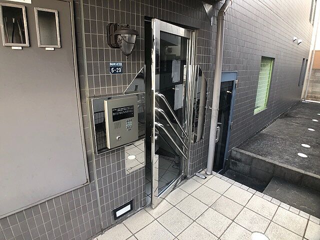 エントランス