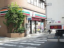 [周辺] セブンイレブン川崎登戸駅前店 234m