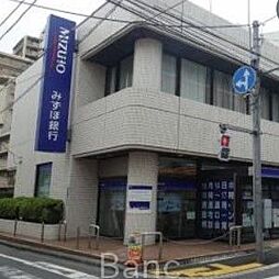 [周辺] みずほ銀行羽田支店 徒歩6分。 410m