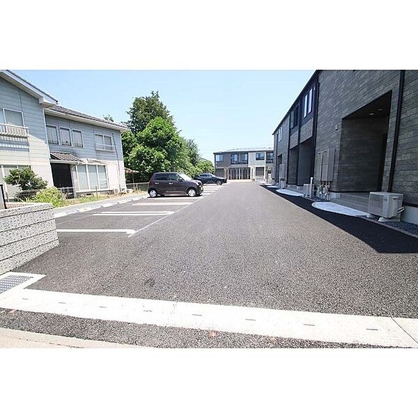 apartment 茨城県かすみがうら市上稲吉
上稲吉の賃貸情報を見る
物件地図