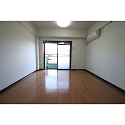 セントラルアクセス 2階1Kのリビング/ダイニング