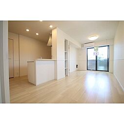 グラン・アルカディアIII 101 1階1LDKのリビング/ダイニング