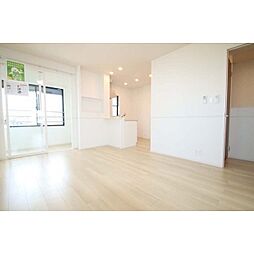 ラフレシールII 205 2階1LDKのリビング/ダイニング