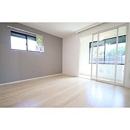 リズ・フォーチュン　II 105 1階ワンルームのリビング/ダイニング