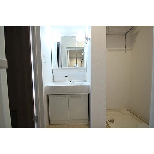 apartment 茨城県かすみがうら市上稲吉
上稲吉の賃貸情報を見る
物件地図