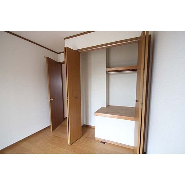 apartment 茨城県かすみがうら市下稲吉
下稲吉の賃貸情報を見る
物件地図