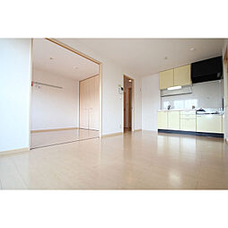 エバーグリーンハイツI・II 1 102 1階2DKのリビング/ダイニング