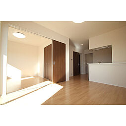 ハイツグレース 205 2階2LDKのリビング/ダイニング