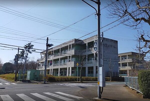 画像18:【中学校】谷田部東中学校まで2000ｍ