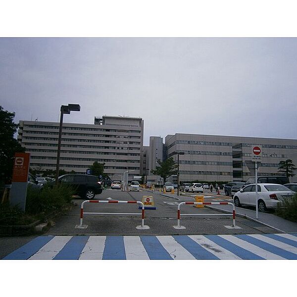 画像18:病院「富山県立中央病院まで2800ｍ」