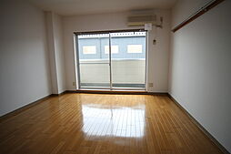 Kハウス 210 2階1Kのリビング/ダイニング