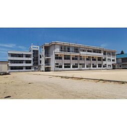 中学校「岩瀬中学校まで2200ｍ」岩瀬中学校