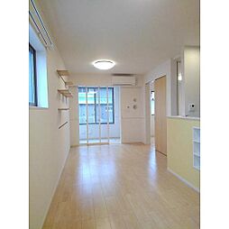 ラパン町村I 101 1階1LDKのリビング/ダイニング