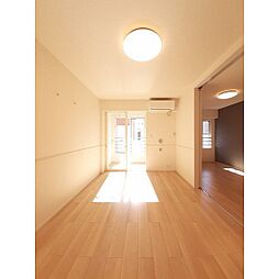 Iネット7 A 202 2階2LDKのリビング/ダイニング