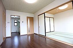 メゾンみなみ野 202 2階2LDKのリビング/ダイニング